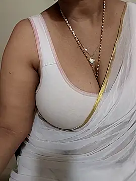 Snapshot of Tamil-ranjitha chatting on February 2025 05:30:02 AM Tamil-ranjitha online show from February 2025 05:30:02 AM