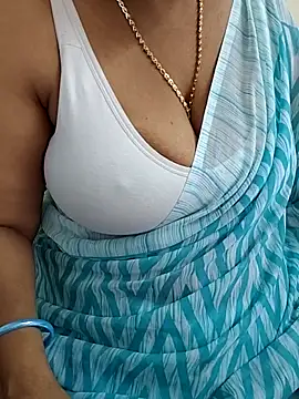 Snapshot of Tamil-ranjitha chatting on March 2025 08:46:01 AM Tamil-ranjitha online show from March 2025 08:46:01 AM