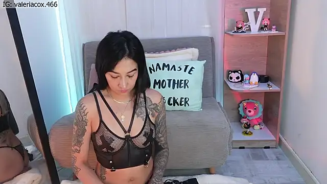 Snapshot of ValeriaCox chatting on November 2025 02:34:02 PM ValeriaCox online show from November 2025 02:34:02 PM