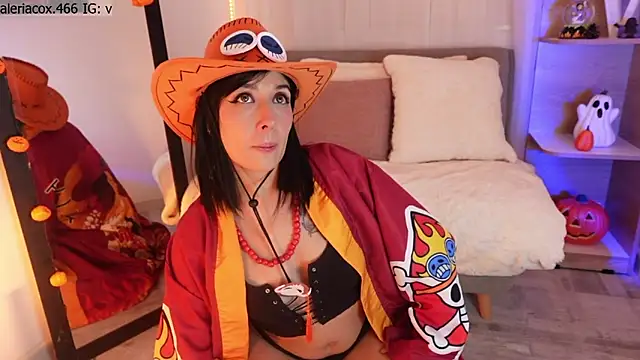 Snapshot of ValeriaCox chatting on October 2025 04:25:02 PM ValeriaCox online show from October 2025 04:25:02 PM