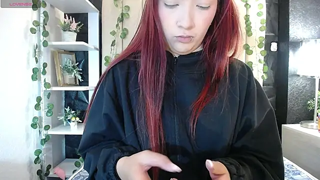 Mia Rinn online show from February 2025 01:55:02 PM