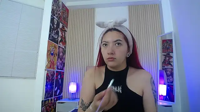 Mia Rinn online show from December 2025 04:02:02 PM