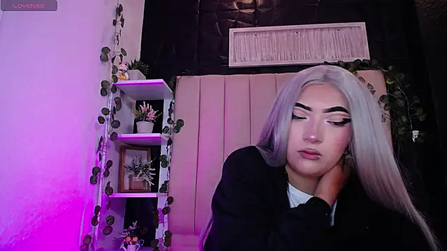 Mia Rinn online show from February 2025 07:02:02 PM
