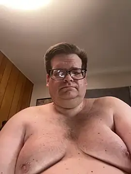 Snapshot of treatbobnicer chatting on May 2026 12:11:01 PM treatbobnicer online show from May 2026 12:11:01 PM