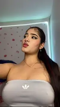 Snapshot of charlotte_9999 chatting on June 2026 06:29:02 PM charlotte 9999 online show from June 2026 06:29:02 PM