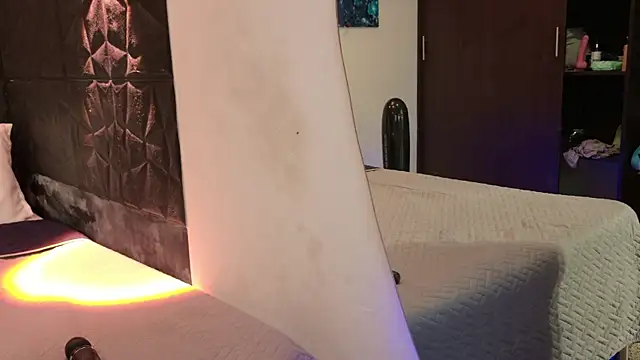 graceymilf666 online show from October 2025 11:30:01 AM