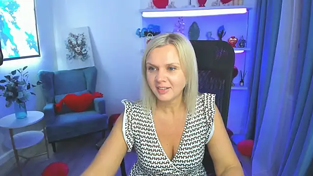 AgathaKlouin online show from February 2026 03:07:02 AM