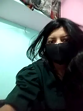 Hotty-Divya online show from April 2026 03:19:02 AM