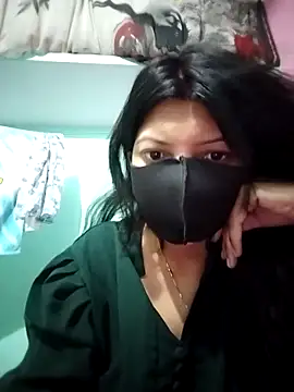 Hotty-Divya online show from April 2026 03:53:01 AM