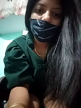 Snapshot of Hotty-Divya chatting on April 2026 02:35:01 AM Hotty-Divya online show from April 2026 02:35:01 AM