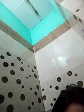 Snapshot of Hotty-Divya chatting on November 2025 01:14:02 PM Hotty-Divya online show from November 2025 01:14:02 PM