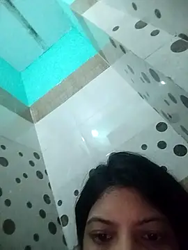 Snapshot of Hotty-Divya chatting on October 2025 02:11:01 AM Hotty-Divya online show from October 2025 02:11:01 AM