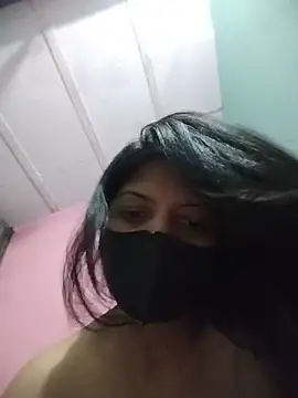 Hotty-Divya online show from May 2026 03:06:02 AM