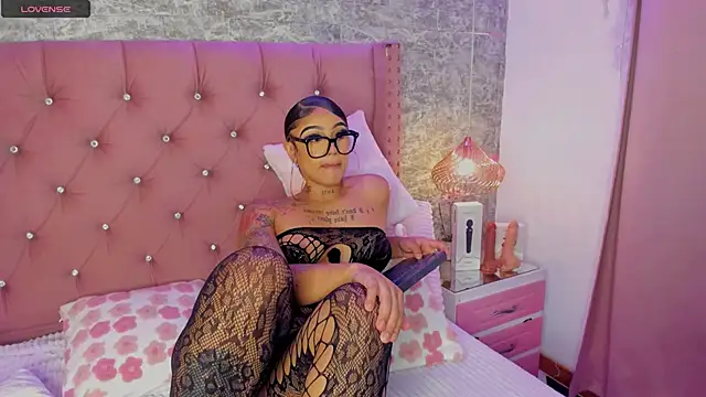 Mia Jansen online show from December 2025 09:25:02 PM