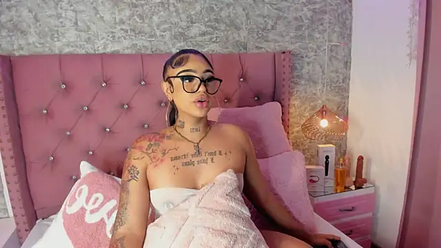 Mia Jansen online show from February 2026 01:57:02 PM