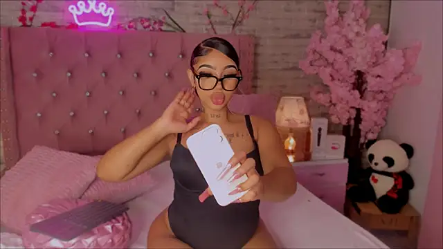 Mia Jansen online show from September 2025 01:29:01 PM