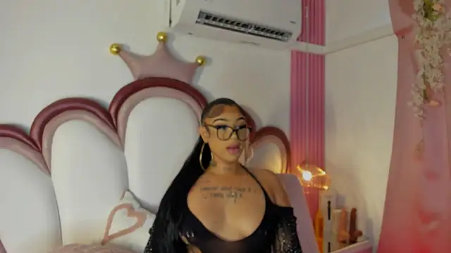 Mia Jansen online show from July 2026 01:56:02 PM