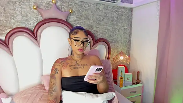 Mia Jansen online show from March 2026 01:30:02 PM