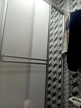 Snapshot of Lesly_10- chatting on November 2025 03:04:01 PM Lesly 10- online show from November 2025 03:04:01 PM