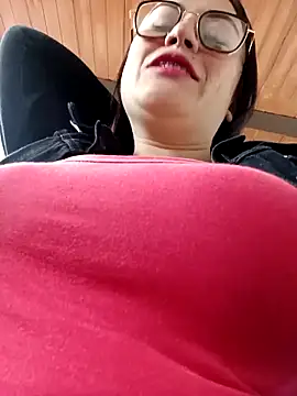 Lesly 10- online show from March 2025 08:26:02 PM