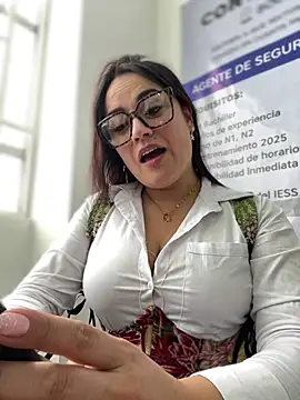 Lesly 10- online show from January 2026 06:45:01 PM