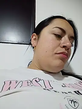 Lesly 10- online show from July 2026 04:11:02 PM