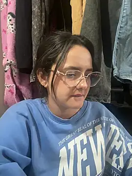 Snapshot of kae_styles chatting on January 2026 03:57:01 AM kae styles online show from January 2026 03:57:01 AM