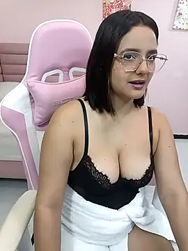 Snapshot of kae_styles chatting on September 2025 08:29:01 PM kae styles online show from September 2025 08:29:01 PM