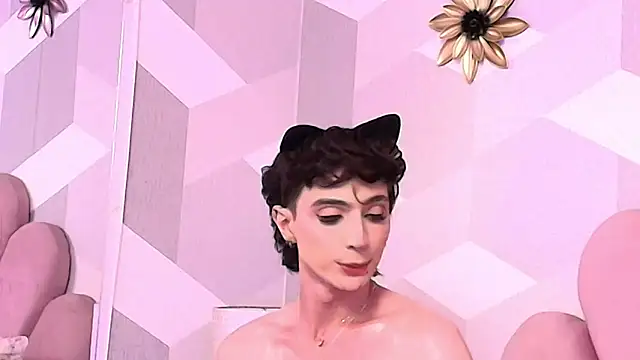 KylieMonnett online show from December 2025 07:50:02 PM