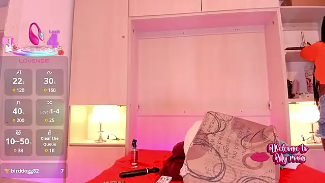 EmilyyStuart online show from March 2025 09:51:01 AM