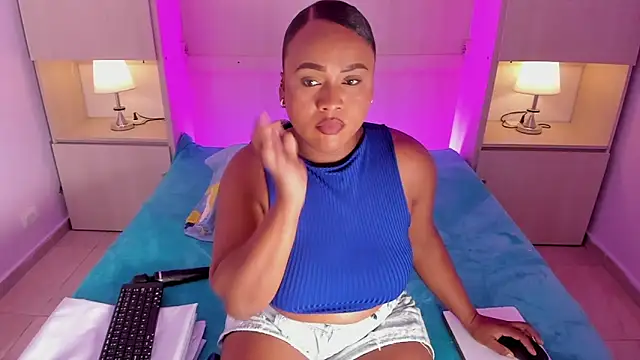 EmilyyStuart online show from March 2026 04:13:01 AM