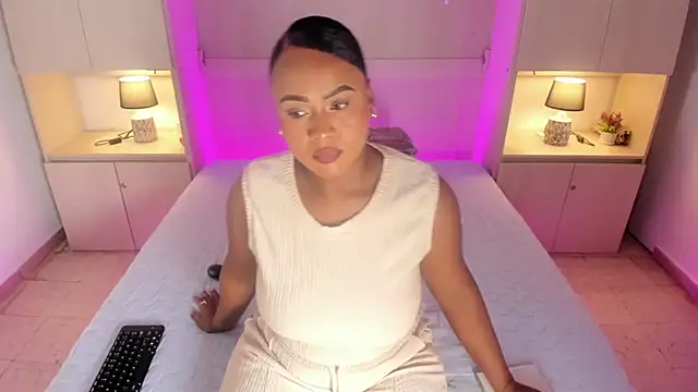 EmilyyStuart online show from March 2026 04:07:02 AM