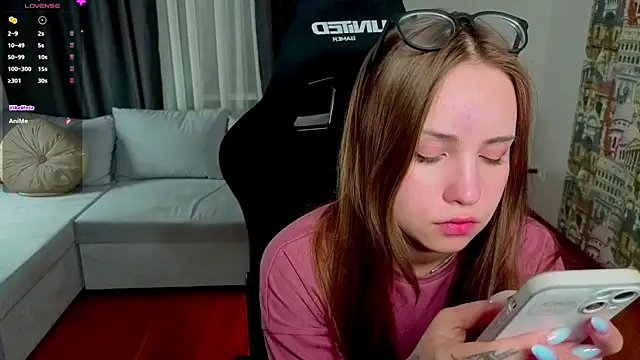 Alice loft online show from April 2026 05:38:01 PM