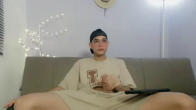 Snapshot of zacariasss_ chatting on October 2025 01:32:01 PM zacariasss online show from October 2025 01:32:01 PM