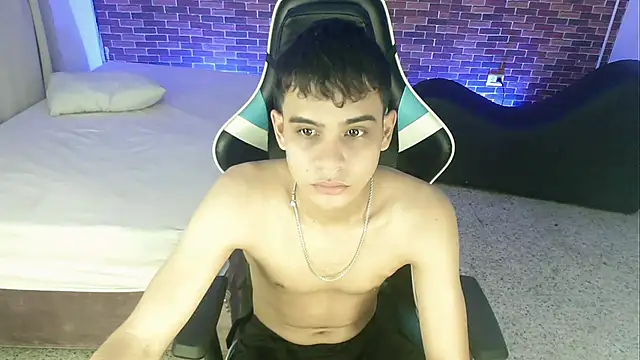 Snapshot of zacariasss_ chatting on September 2025 03:56:01 AM zacariasss online show from September 2025 03:56:01 AM