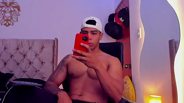 Andrew wolf7 online show from February 2026 02:12:01 AM