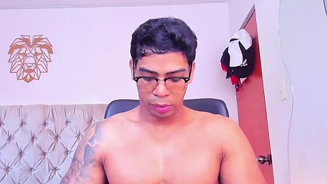 Andrew wolf7 online show from February 2026 03:40:02 PM