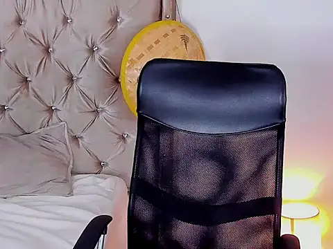 Snapshot of Andrew_wolf7 chatting on September 2025 04:34:02 AM Andrew wolf7 online show from September 2025 04:34:02 AM