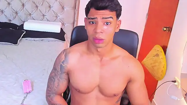 Andrew wolf7 online show from February 2026 04:38:01 PM