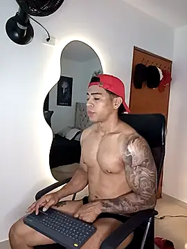 Snapshot of Andrew_wolf7 chatting on October 2025 10:17:01 AM Andrew wolf7 online show from October 2025 10:17:01 AM