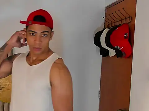 Snapshot of Andrew_wolf7 chatting on September 2025 02:26:02 PM Andrew wolf7 online show from September 2025 02:26:02 PM