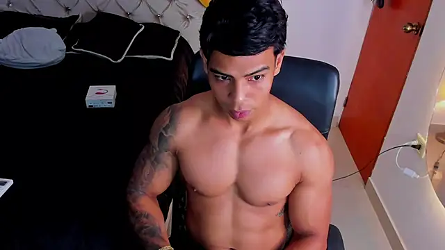 Snapshot of Andrew_wolf7 chatting on November 2025 11:59:02 AM Andrew wolf7 online show from November 2025 11:59:02 AM