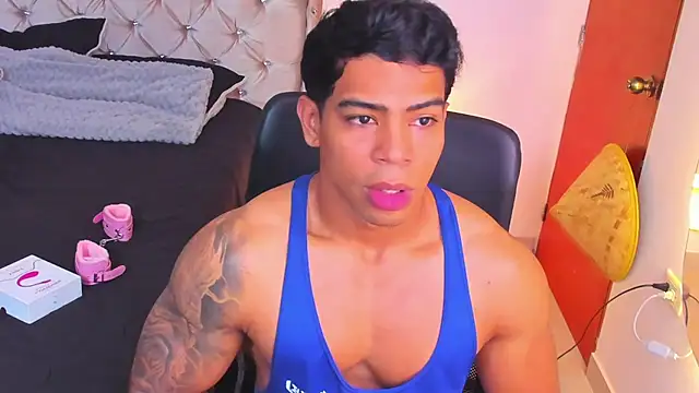 Andrew wolf7 online show from February 2026 04:49:01 PM