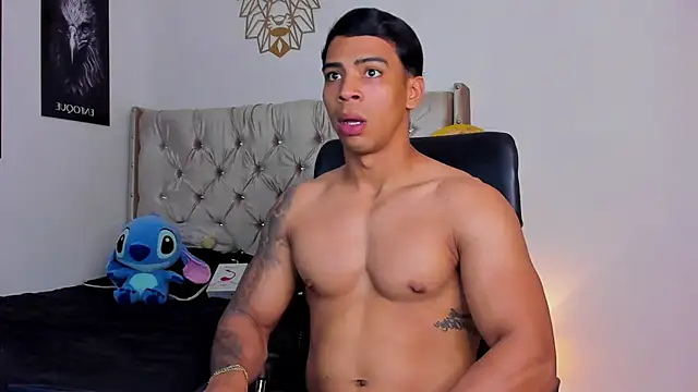 Snapshot of Andrew_wolf7 chatting on November 2025 03:48:02 PM Andrew wolf7 online show from November 2025 03:48:02 PM