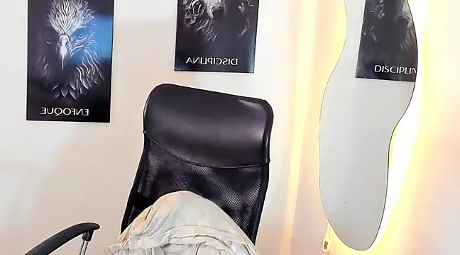 Snapshot of Andrew_wolf7 chatting on March 2025 02:40:01 PM Andrew wolf7 online show from March 2025 02:40:01 PM