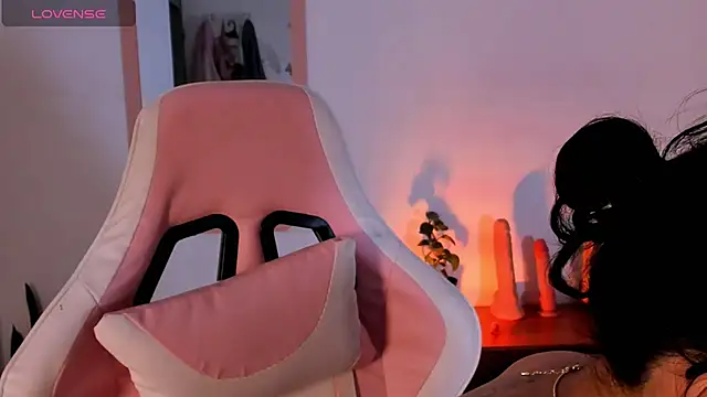 adriannyp 1 online show from October 2025 03:51:01 AM