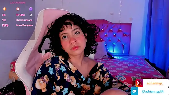 adriannyp 1 online show from September 2025 05:01:02 PM