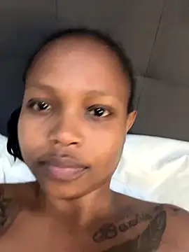 Snapshot of InkLady444 chatting on November 2025 08:29:02 AM InkLady444 online show from November 2025 08:29:02 AM