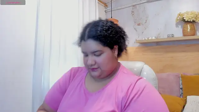 Miley Collins online show from October 2025 08:28:02 PM