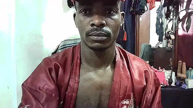 Snapshot of yezz3011 chatting on December 2025 12:11:01 PM yezz3011 online show from December 2025 12:11:01 PM